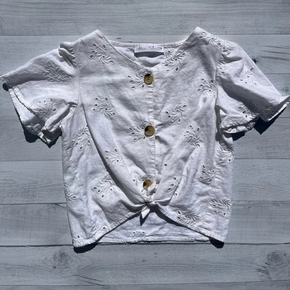 Zara Other - Zara Kids White Cotton Embroidered Button Down Tie Up Short Sleeve Top Size 8